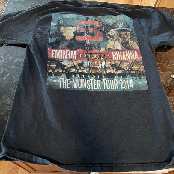 Eminem x Rihanna Monster Tour 2014 Detroit shirt size medium - Picture 2 of 2